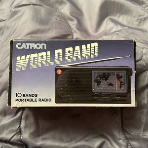 CATRON XR-410 Ten World Band Portable Radio